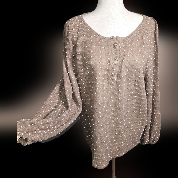 Perch by Blu Pepper Lightweight Sweater with tiny pompom texture with buttons 2x - Picture 3 of 12